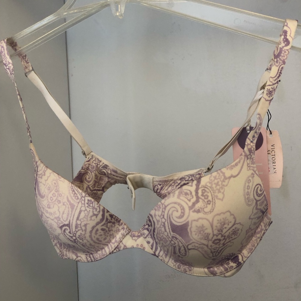 Victorias Secret lilac paisley bra - Picture 3 of 5